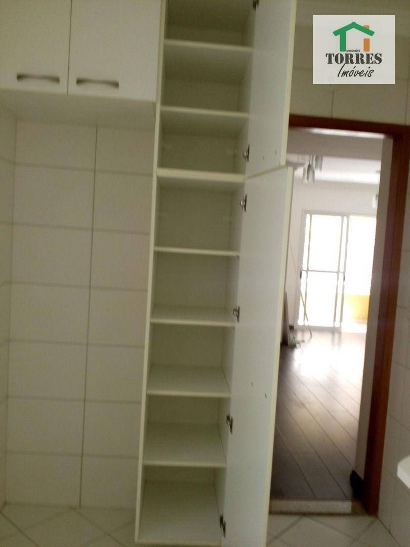 Apartamento à venda com 2 quartos, 65m² - Foto 6