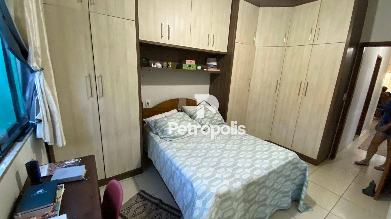 Casa à venda com 3 quartos, 104m² - Foto 17