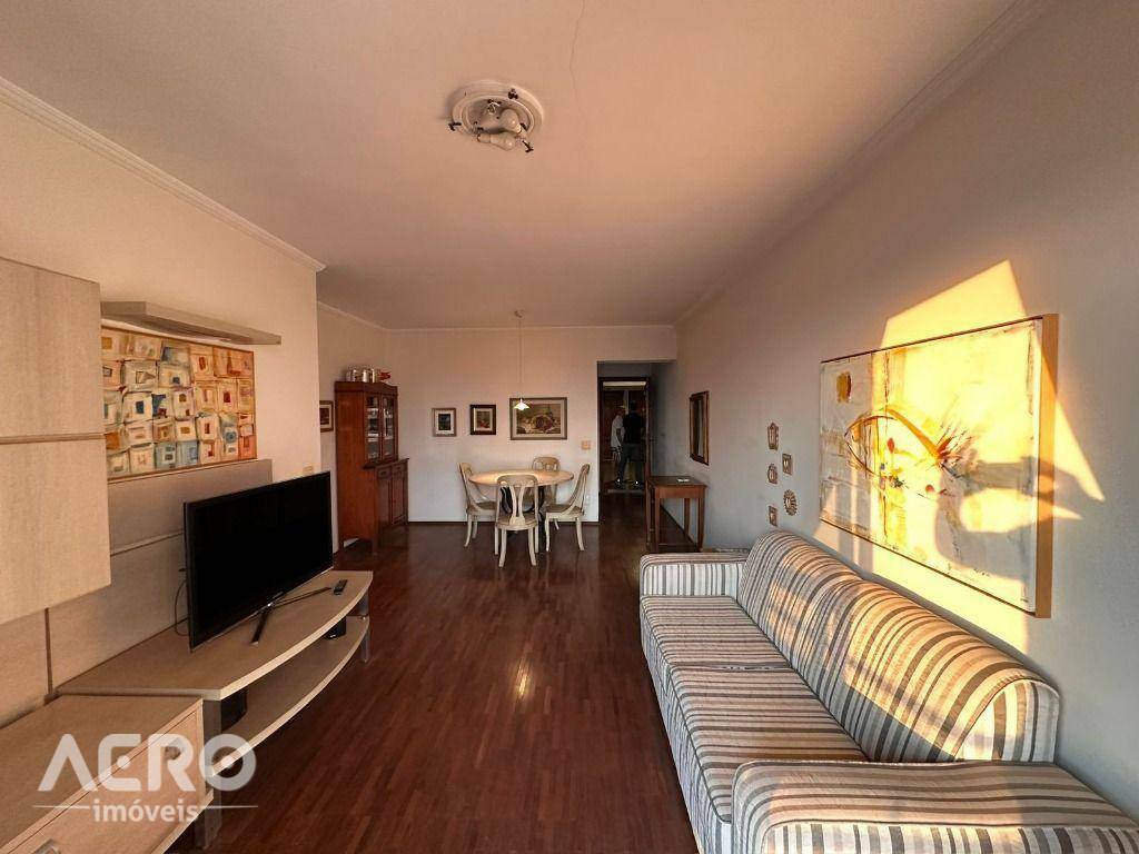 Apartamento à venda com 3 quartos, 101m² - Foto 11