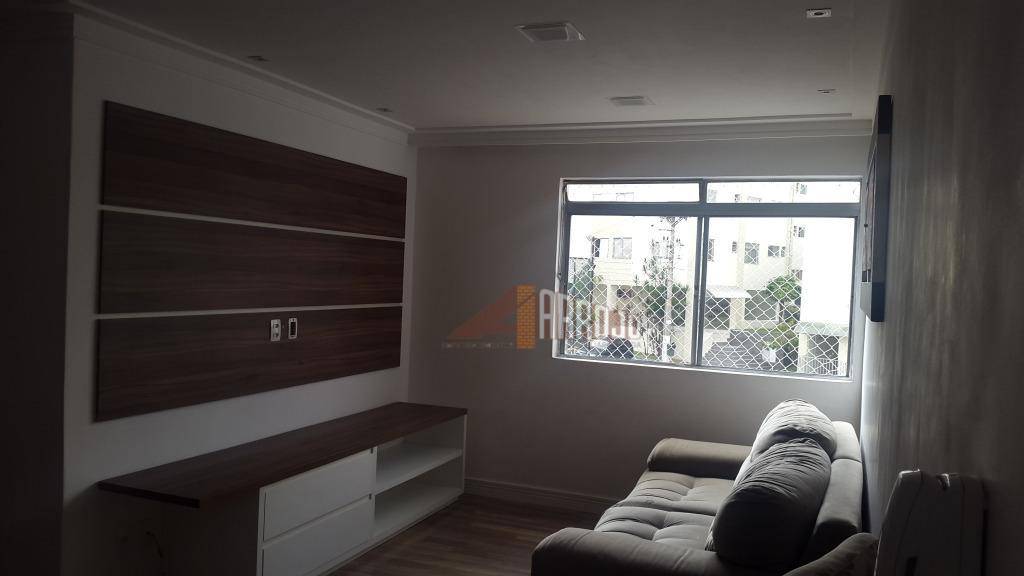 Apartamento à venda com 3 quartos, 70m² - Foto 1