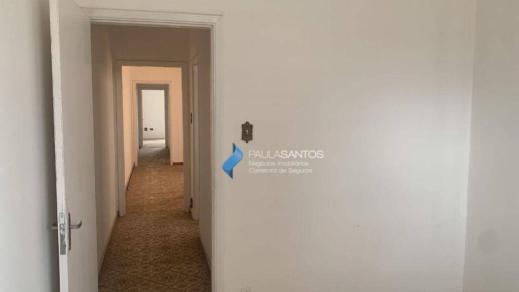 Casa à venda e aluguel com 3 quartos, 244m² - Foto 3