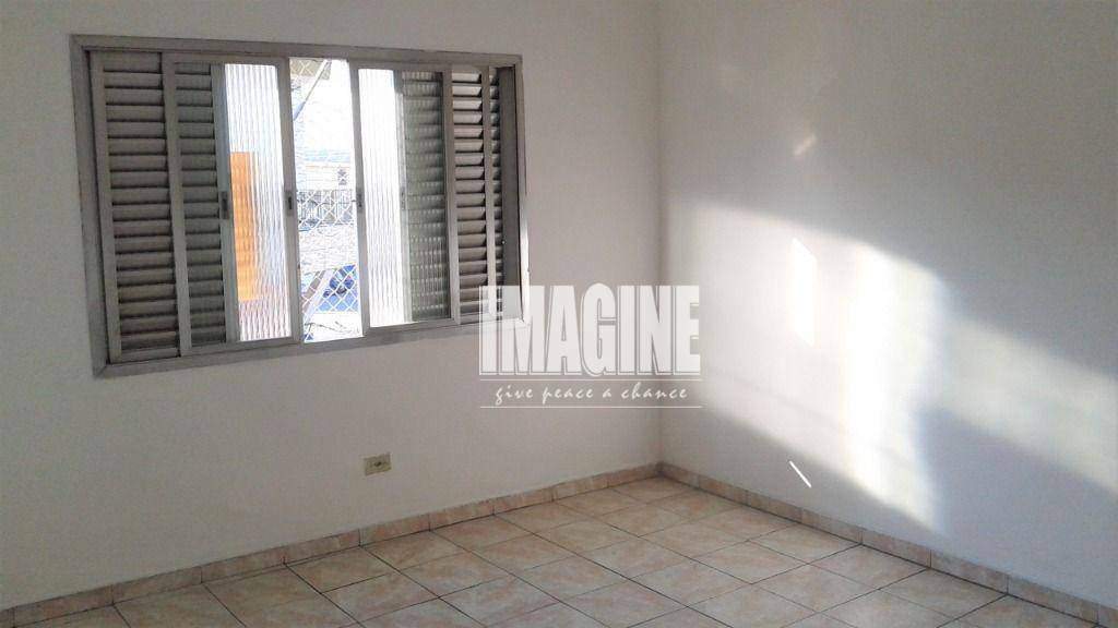 Casa à venda com 3 quartos, 240m² - Foto 28