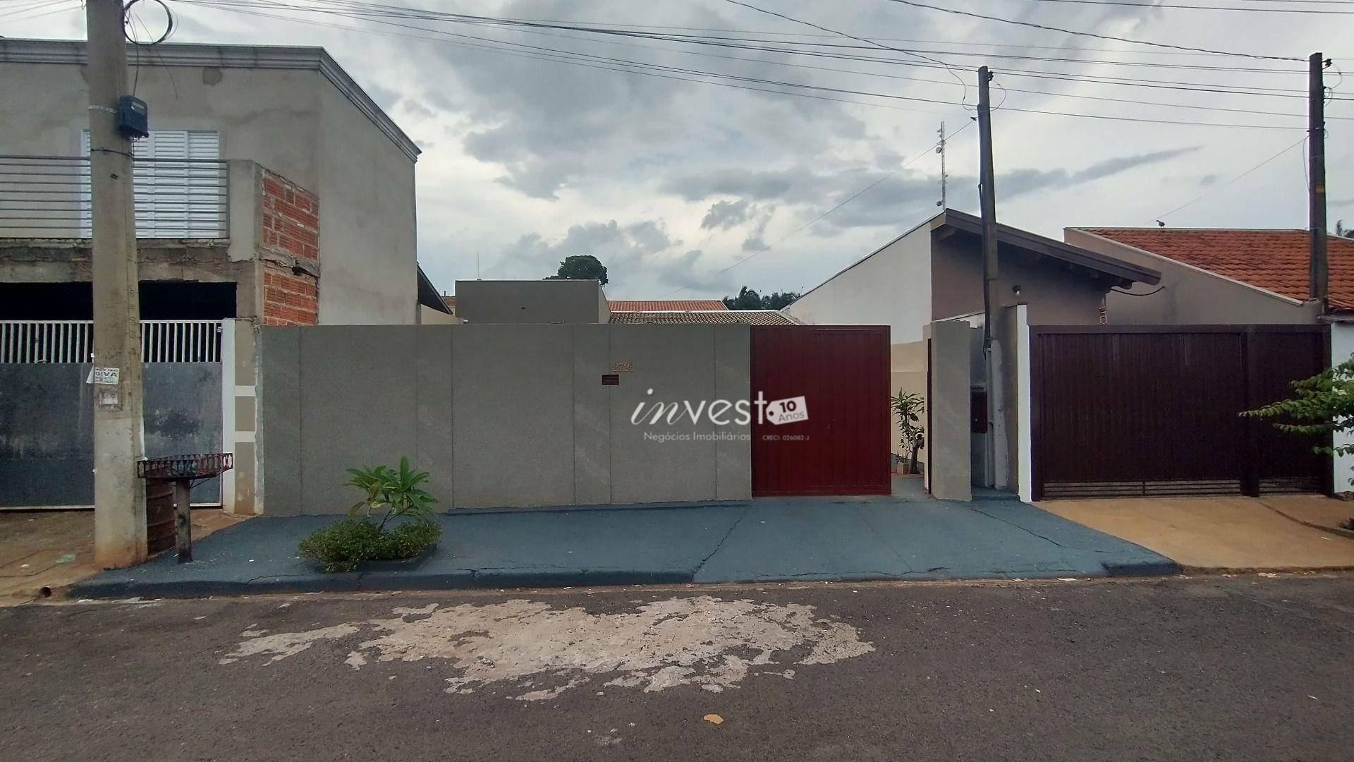 Casa à venda com 2 quartos, 80m² - Foto 1