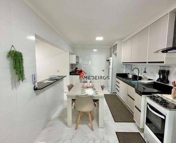 Apartamento à venda com 3 quartos, 140m² - Foto 18