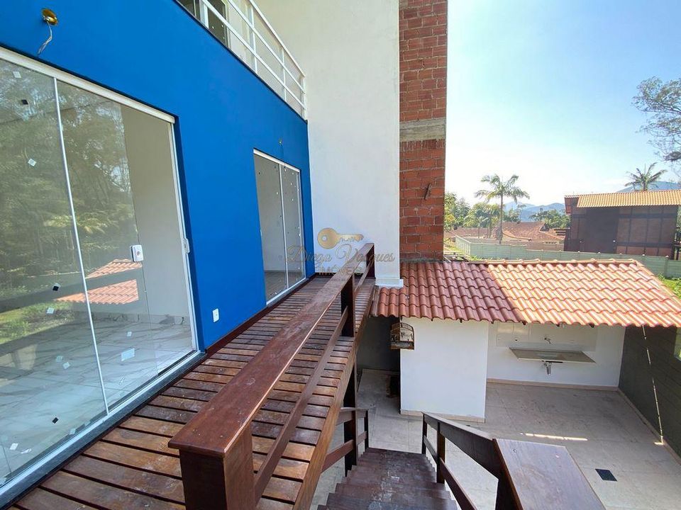 Casa à venda com 4 quartos, 195m² - Foto 4