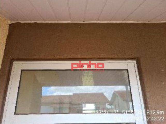 Casa à venda com 3 quartos, 59m² - Foto 5