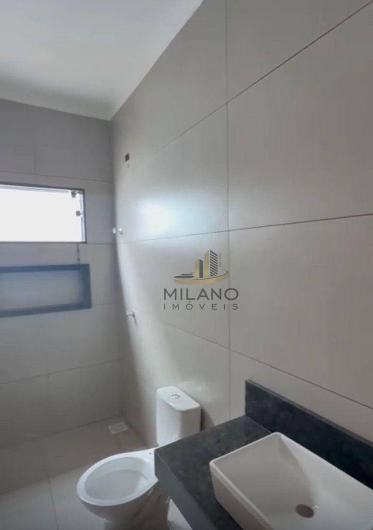 Casa à venda com 2 quartos, 52m² - Foto 11