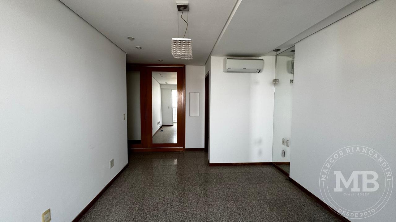 Apartamento à venda com 3 quartos, 181m² - Foto 22