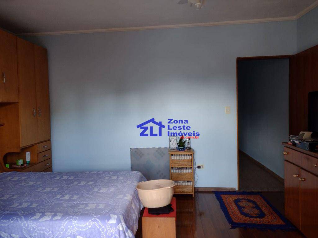 Sobrado à venda com 4 quartos, 300m² - Foto 29