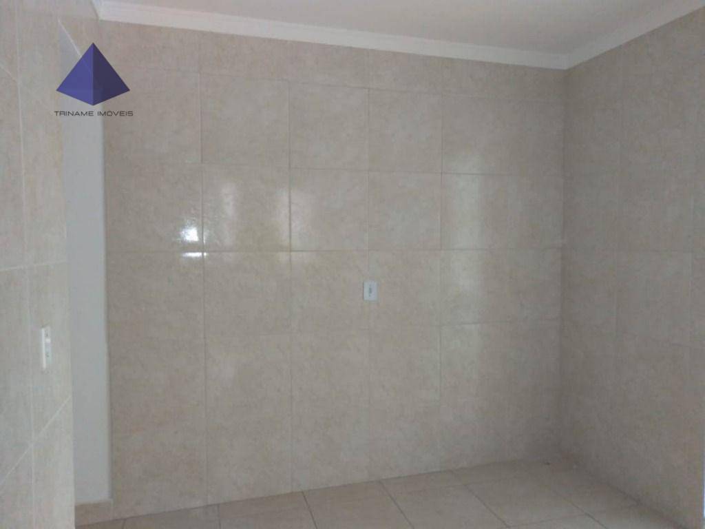 Casa à venda com 2 quartos, 60m² - Foto 15