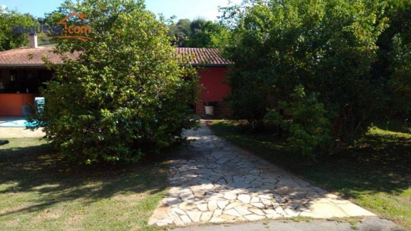 Fazenda à venda com 3 quartos, 100m² - Foto 2