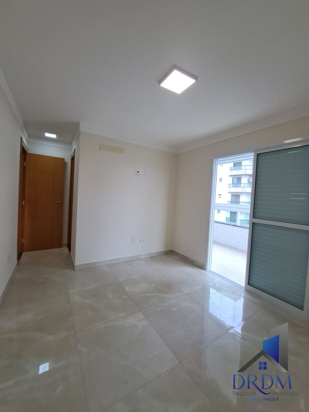 Apartamento à venda com 3 quartos, 120m² - Foto 7