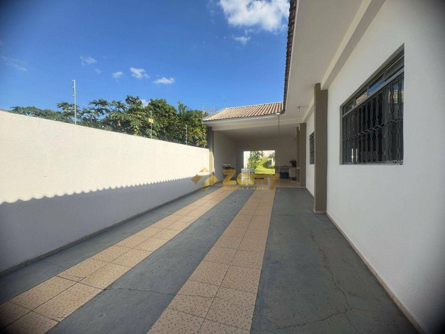 Casa à venda com 4 quartos, 238m² - Foto 13