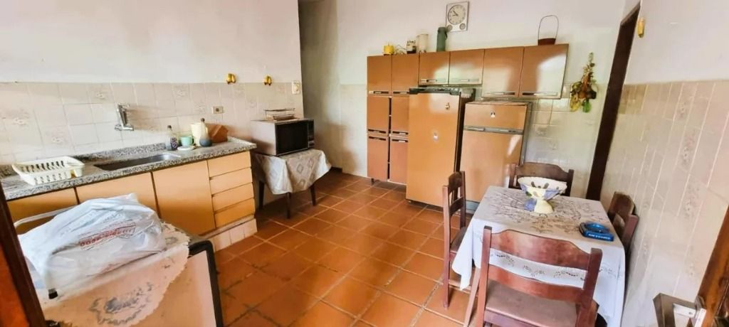 Casa à venda com 4 quartos, 350m² - Foto 8