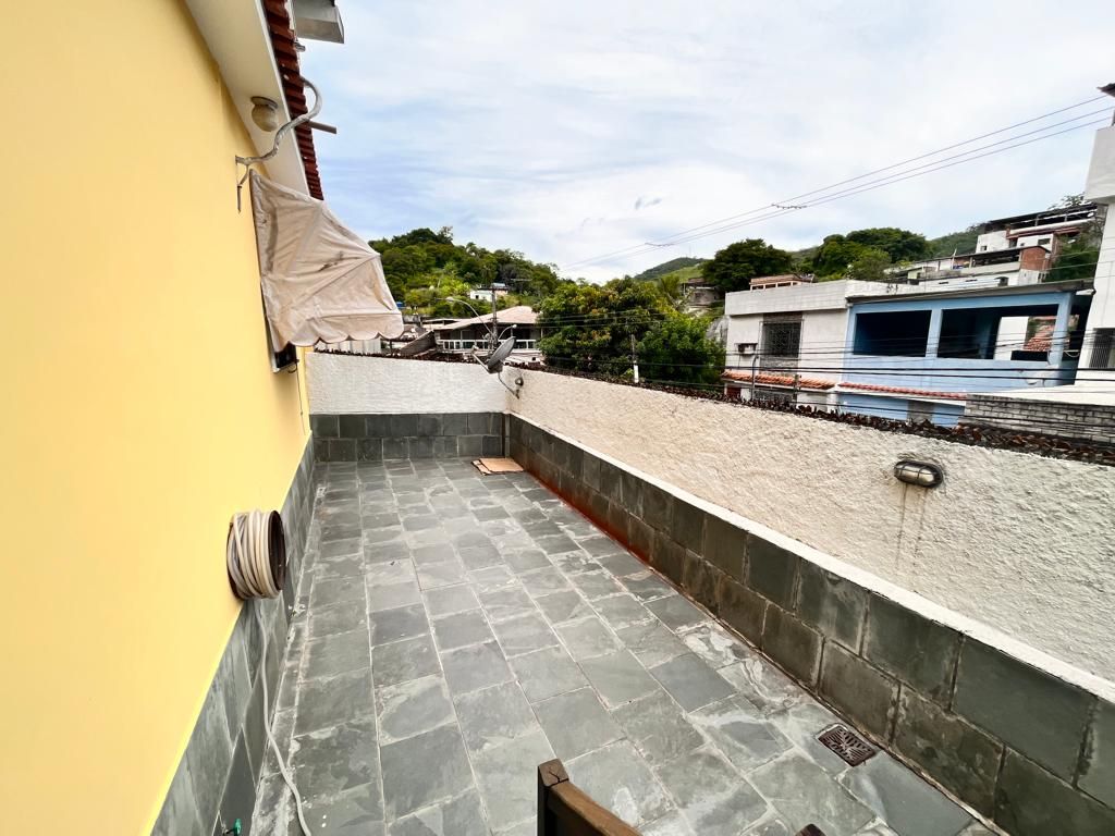 Casa de Condomínio à venda com 3 quartos, 225m² - Foto 10