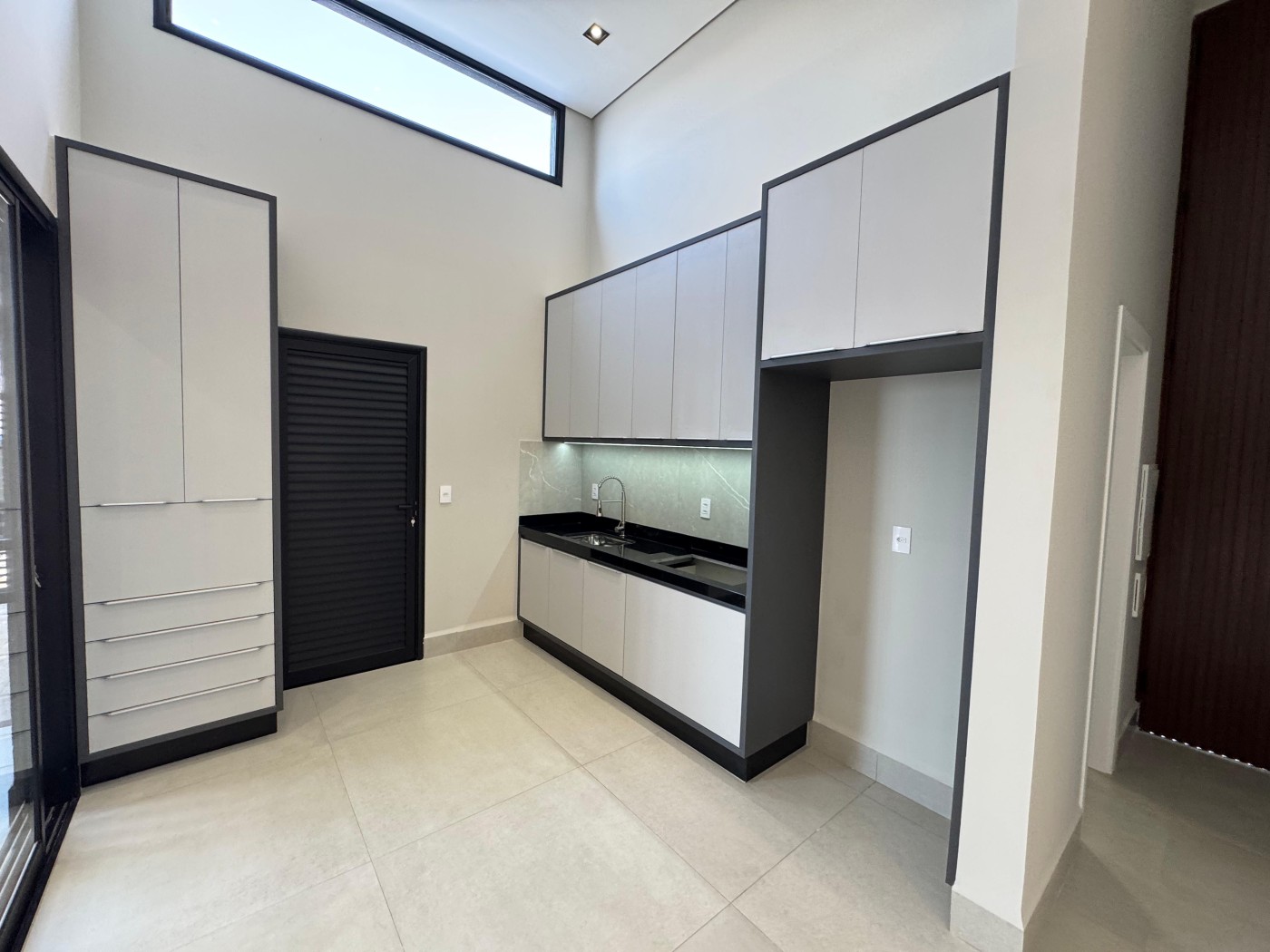 Casa de Condomínio à venda com 3 quartos, 161m² - Foto 5