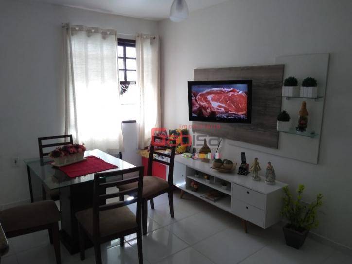 Apartamento à venda com 2 quartos, 57m² - Foto 2