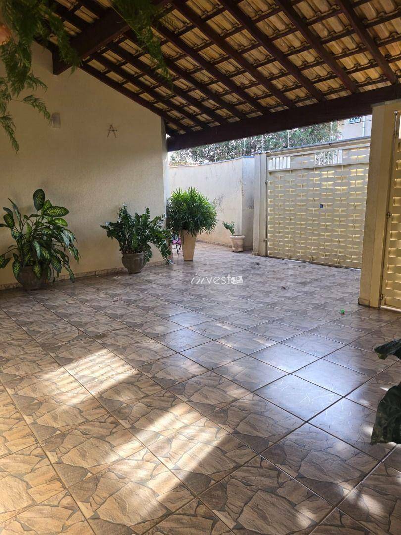 Casa à venda com 3 quartos, 192m² - Foto 5