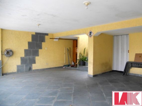 Casa à venda com 3 quartos, 133m² - Foto 2