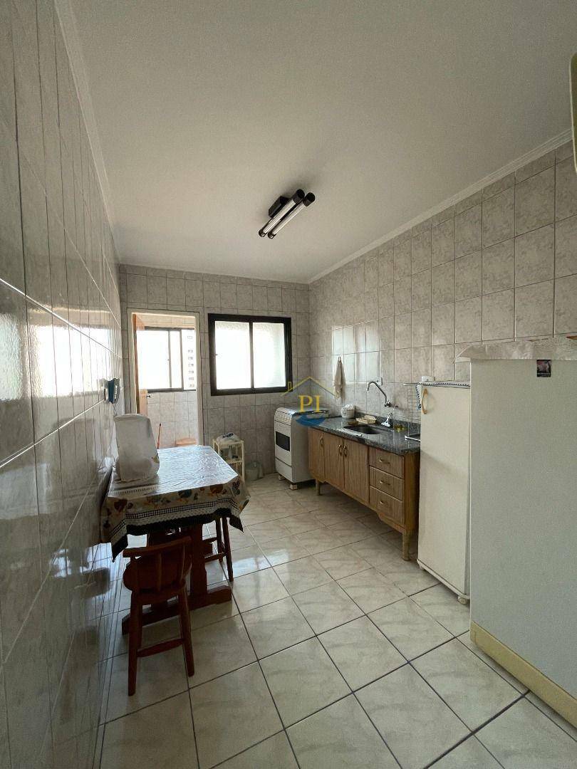 Apartamento à venda com 2 quartos, 78m² - Foto 2