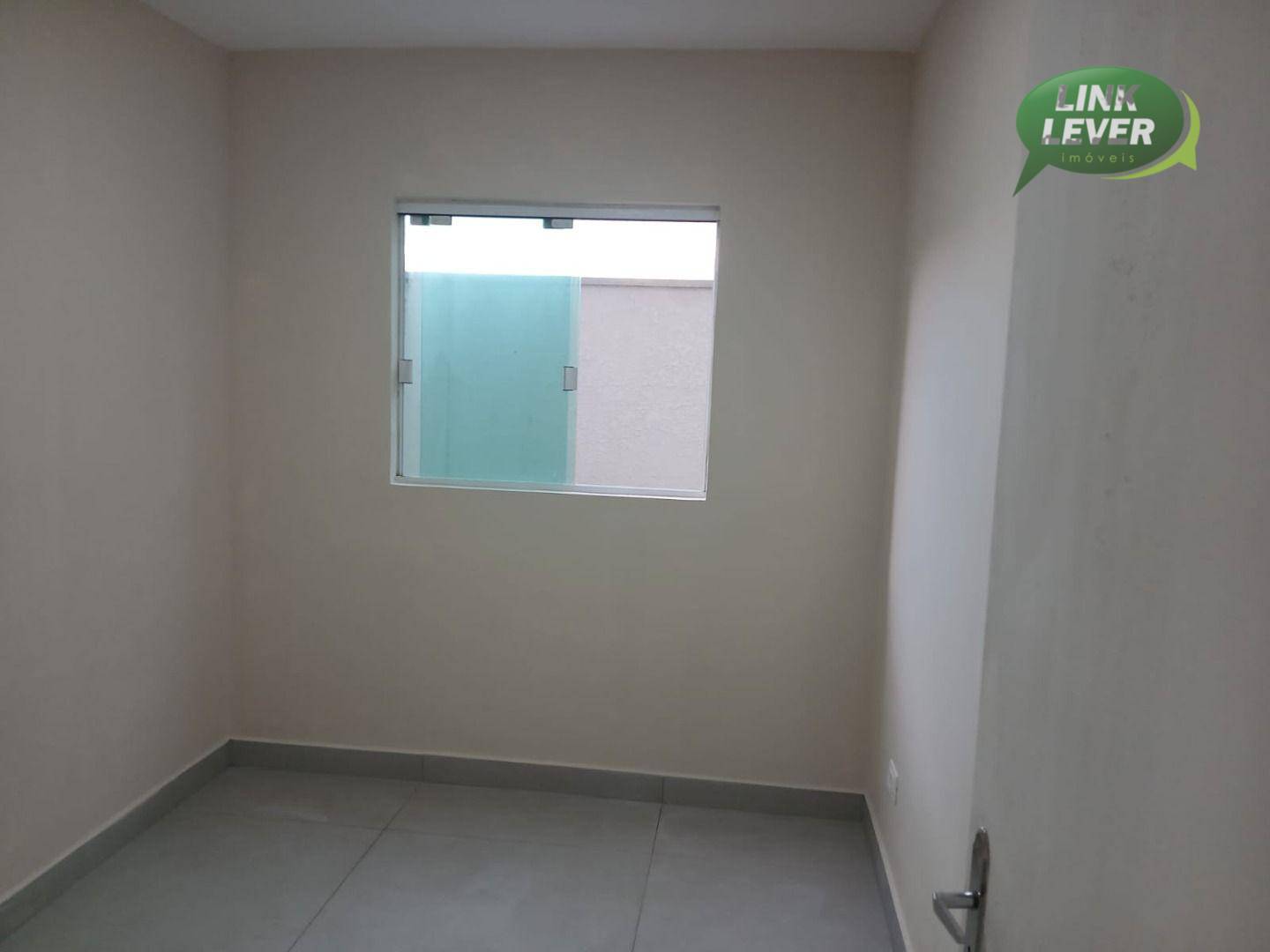 Apartamento à venda com 2 quartos, 44m² - Foto 4