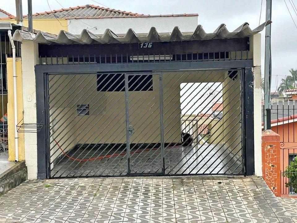 Sobrado à venda com 3 quartos, 210m² - Foto 2