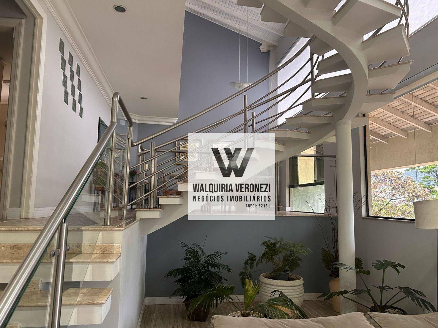 Casa à venda com 3 quartos, 419m² - Foto 4