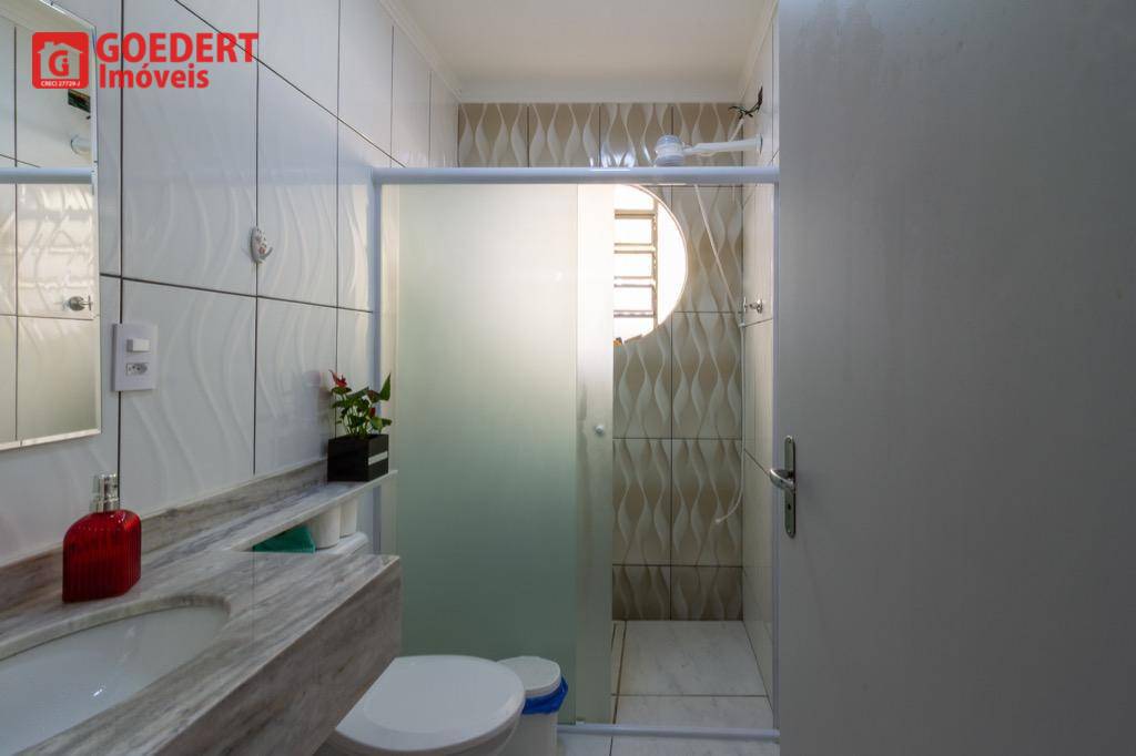 Casa à venda com 3 quartos, 150m² - Foto 16