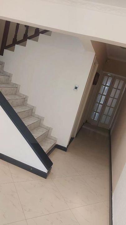 Sobrado à venda com 3 quartos, 200m² - Foto 13