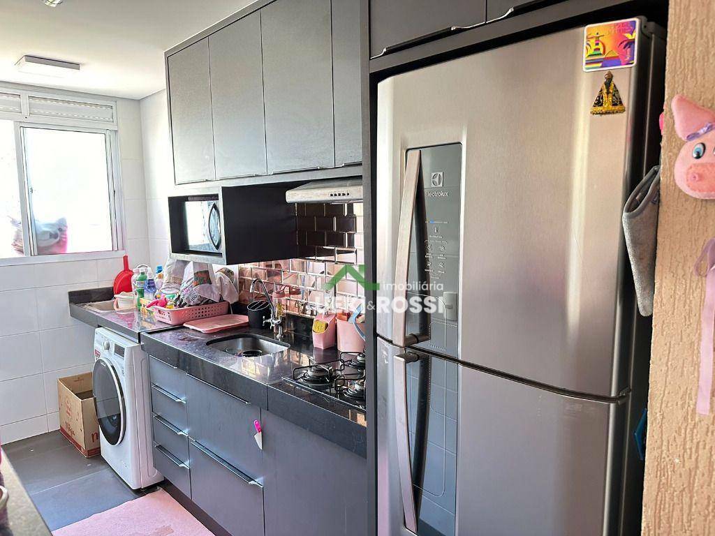 Apartamento à venda com 2 quartos, 41m² - Foto 14