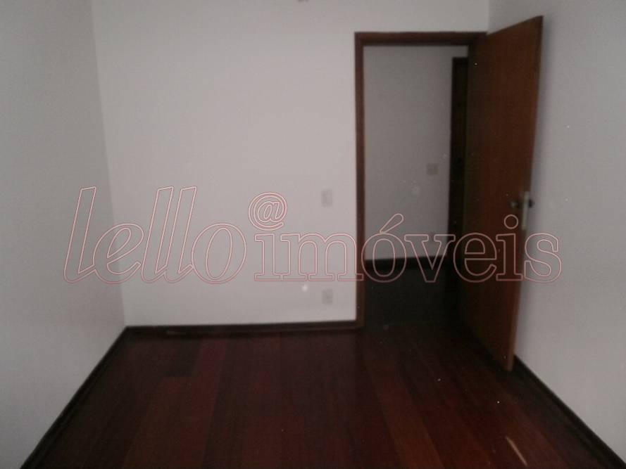 Apartamento para alugar com 4 quartos, 210m² - Foto 10