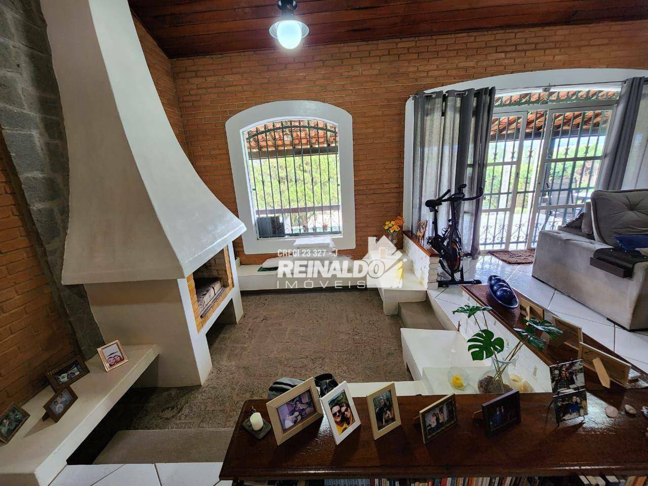 Casa de Condomínio à venda com 4 quartos, 373m² - Foto 13