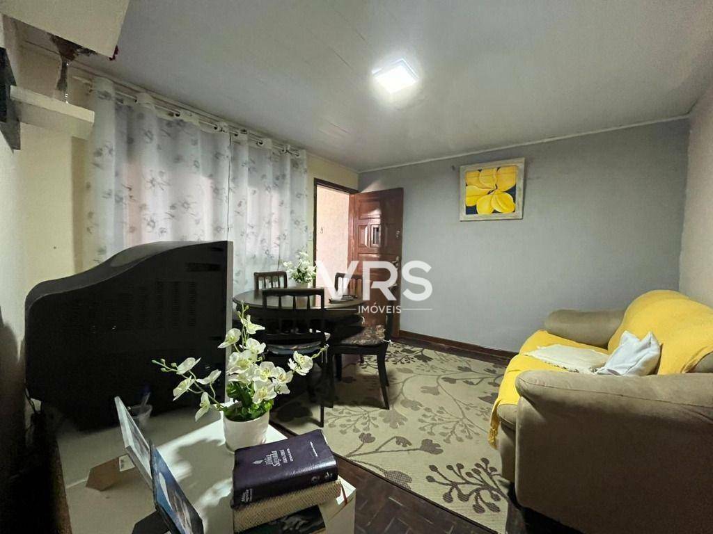 Casa à venda com 2 quartos, 90m² - Foto 5