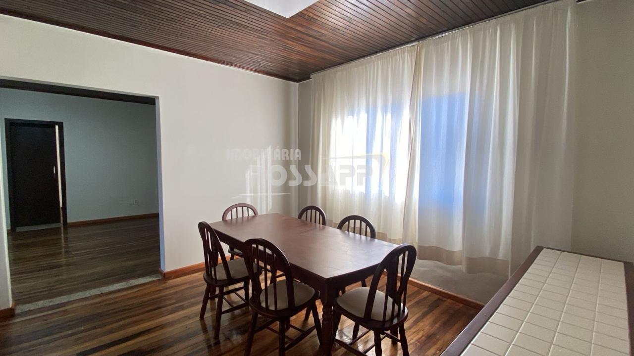 Casa para alugar com 4 quartos, 462m² - Foto 9