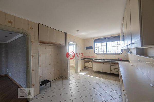 Apartamento à venda com 3 quartos, 167m² - Foto 15