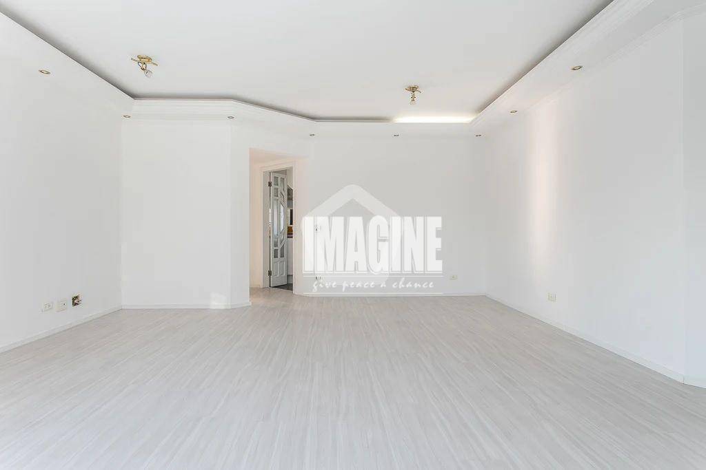 Apartamento à venda com 3 quartos, 131m² - Foto 5