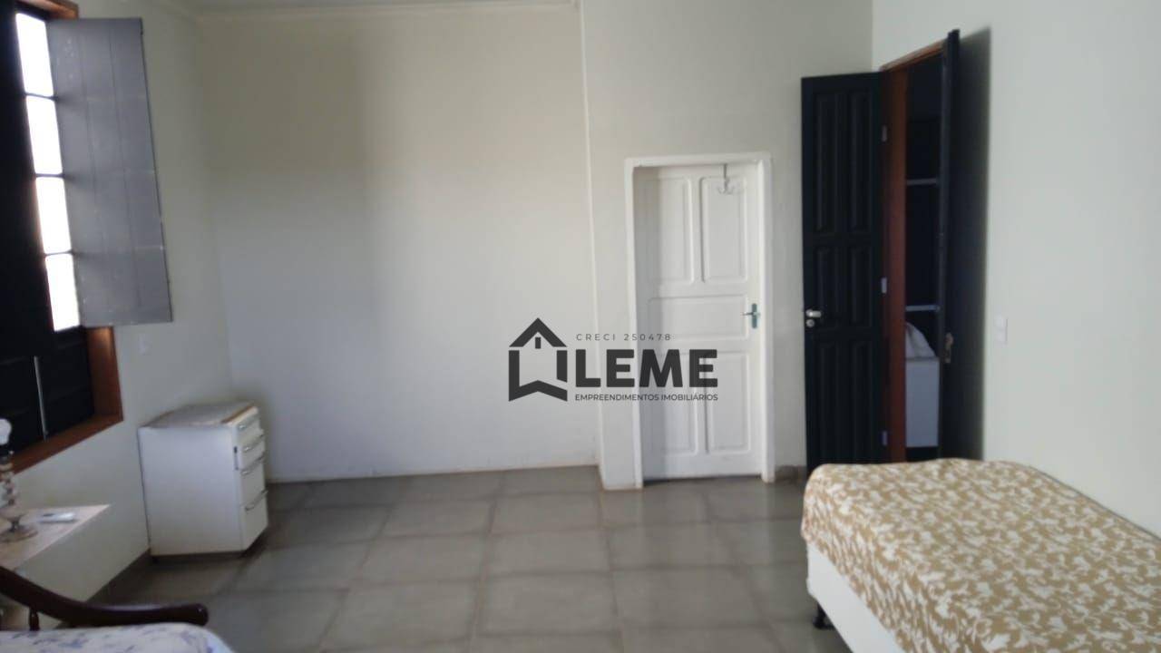 Casa à venda com 1 quarto, 70m² - Foto 5