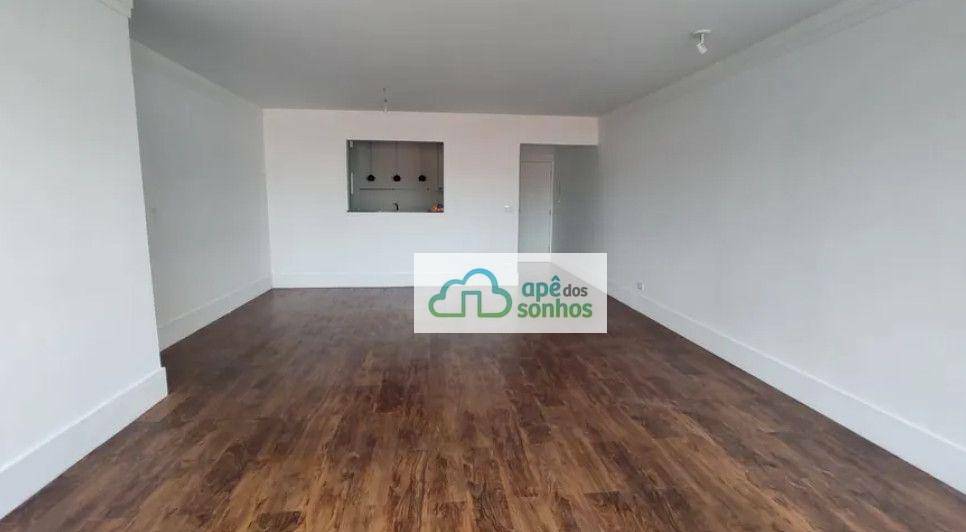 Apartamento para alugar com 3 quartos, 155m² - Foto 4