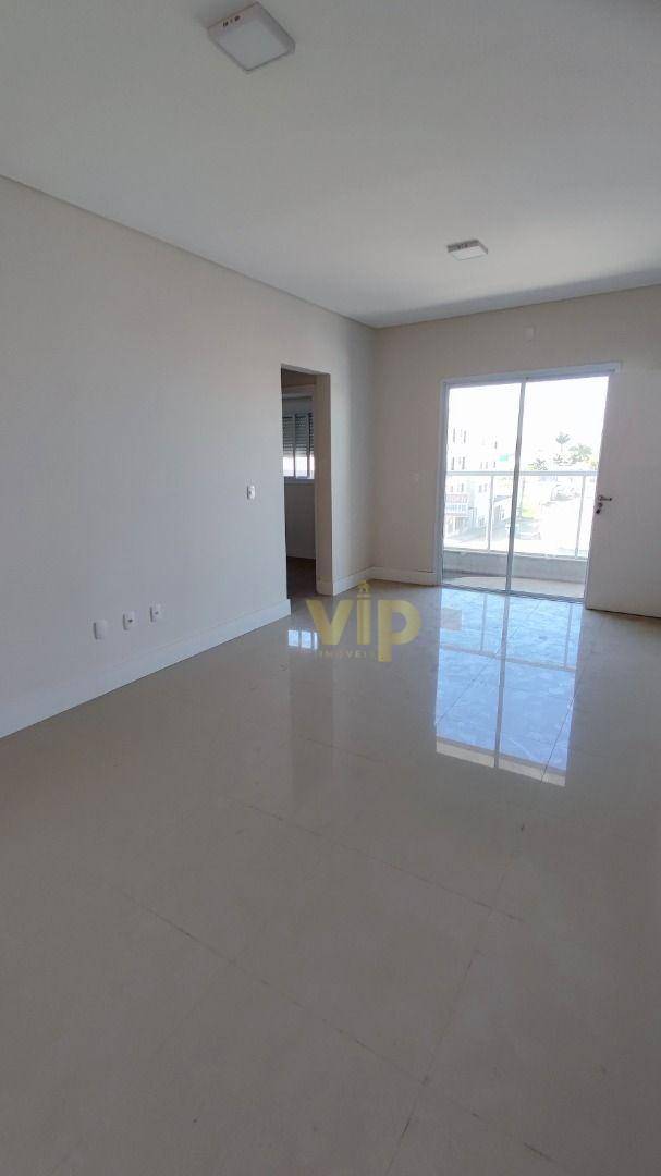 Apartamento à venda com 2 quartos, 69m² - Foto 3