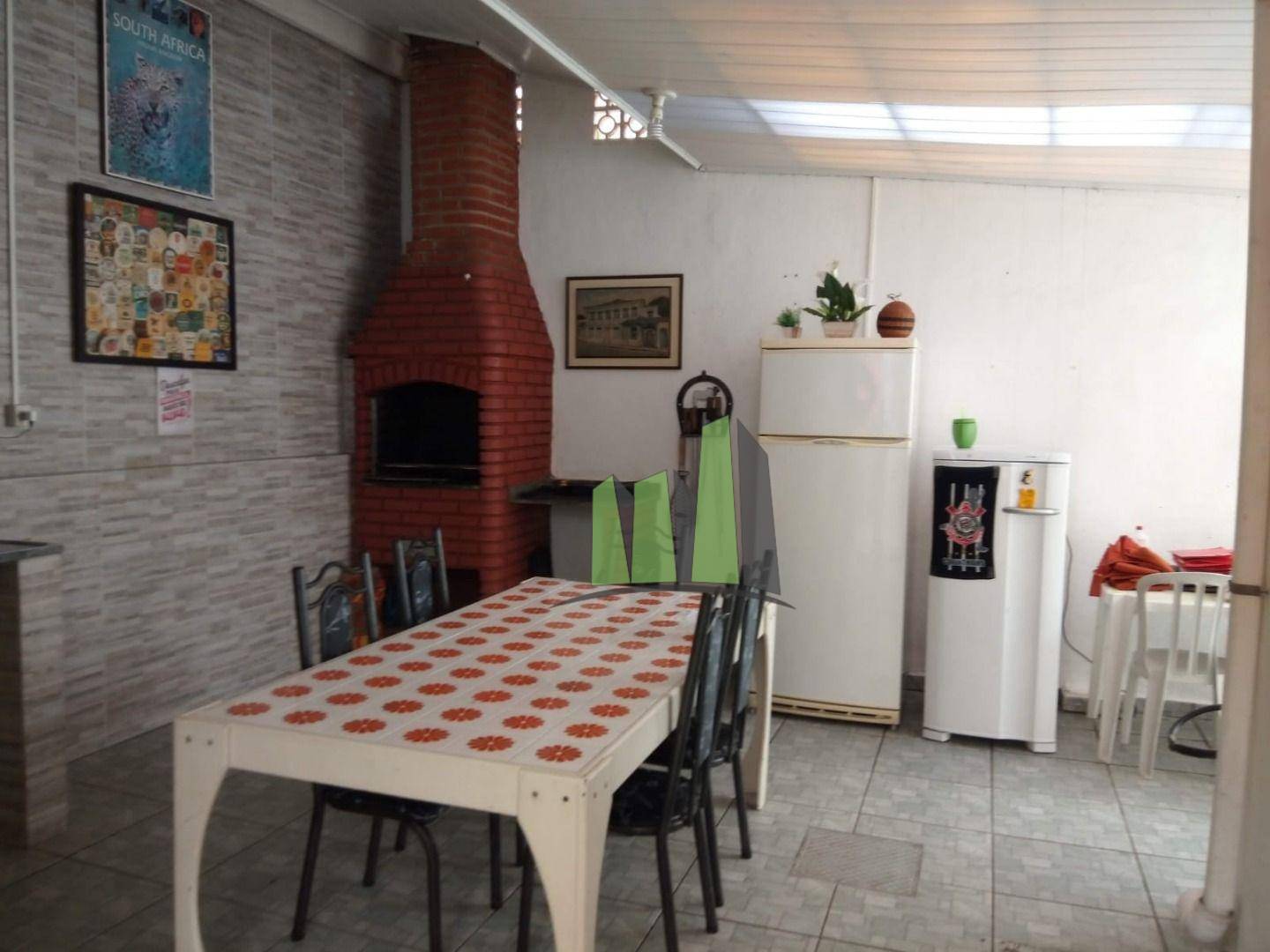 Casa à venda com 4 quartos, 170m² - Foto 5