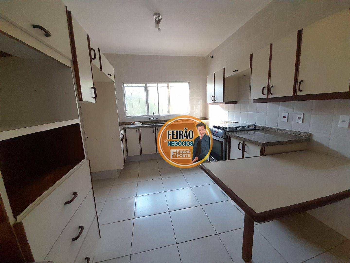 Casa de Condomínio à venda com 5 quartos, 290m² - Foto 40