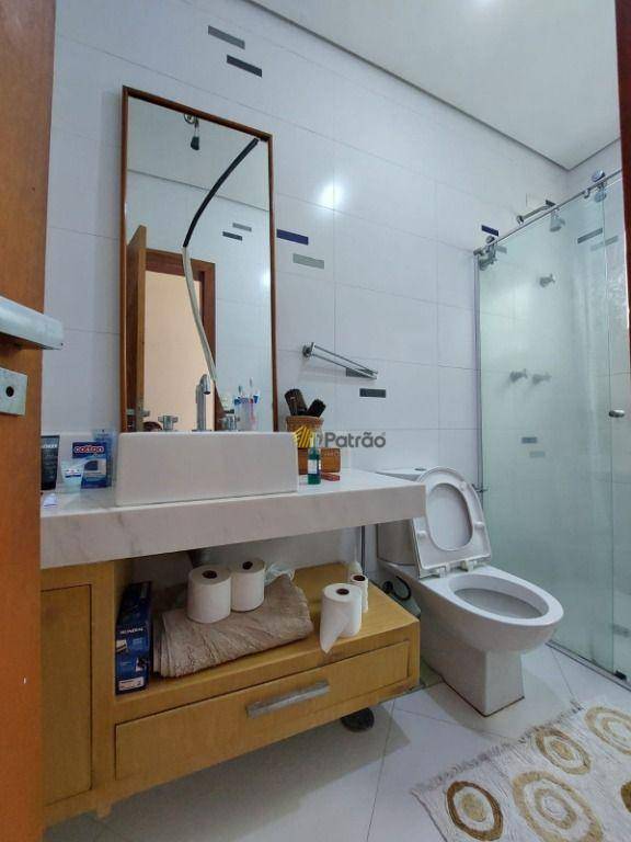 Sobrado à venda com 4 quartos, 384m² - Foto 41