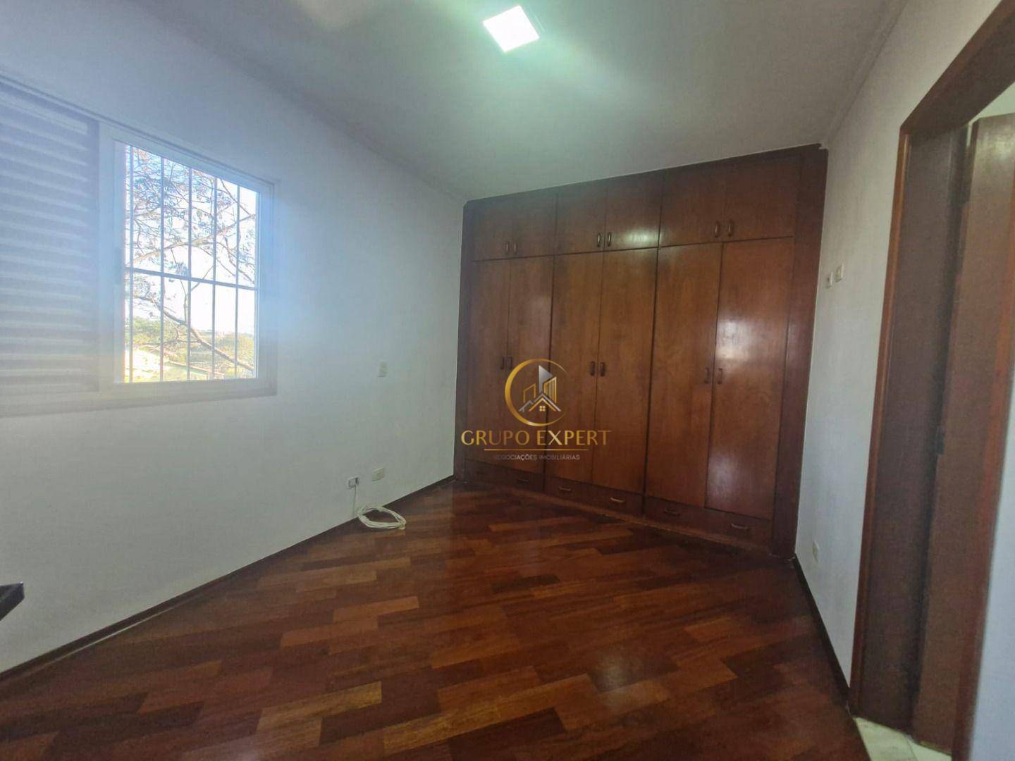 Apartamento à venda com 3 quartos, 81m² - Foto 9