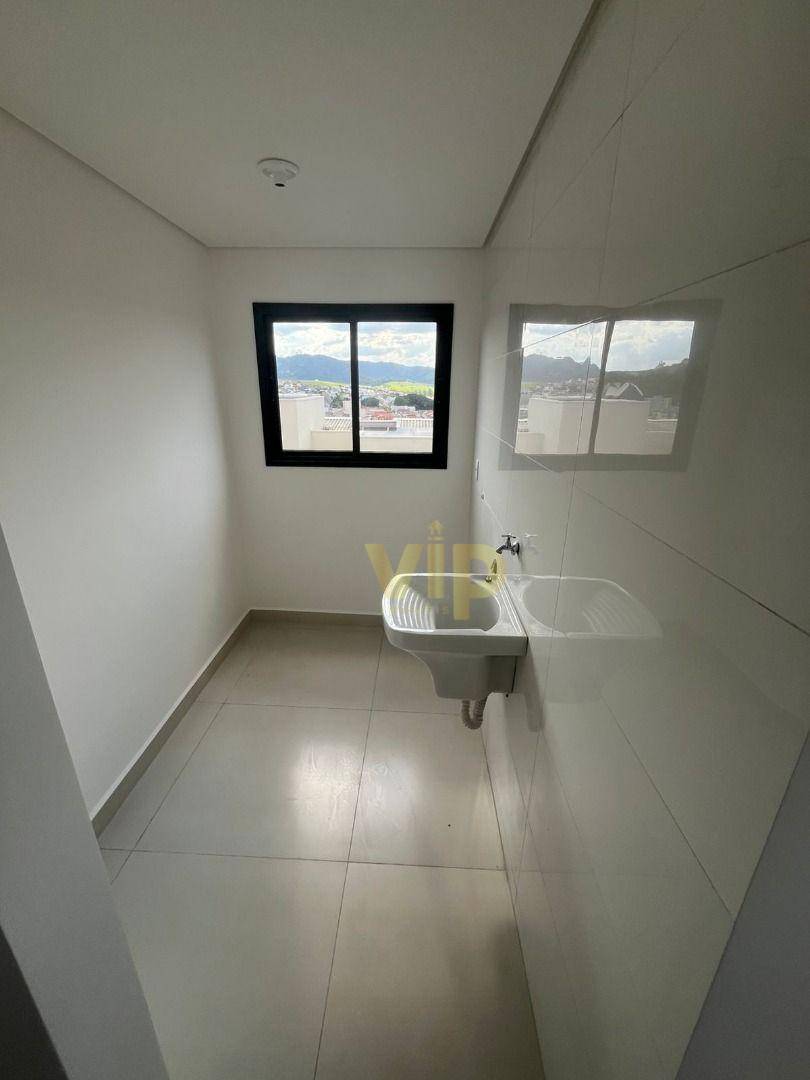 Apartamento à venda com 2 quartos, 67m² - Foto 15