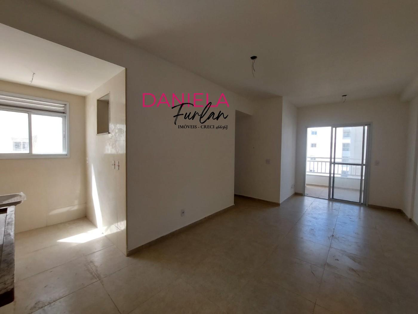 Apartamento à venda com 3 quartos, 67m² - Foto 2
