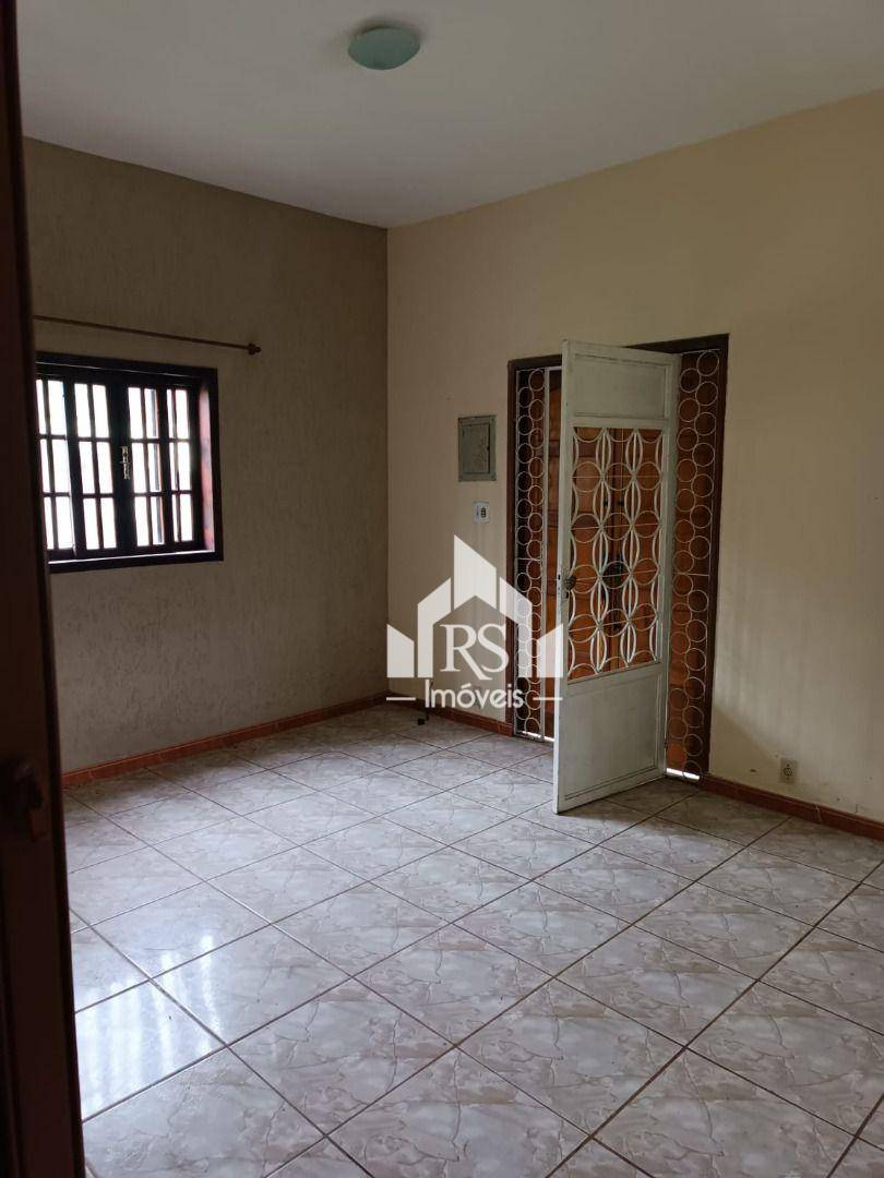 Casa à venda com 3 quartos, 230m² - Foto 19