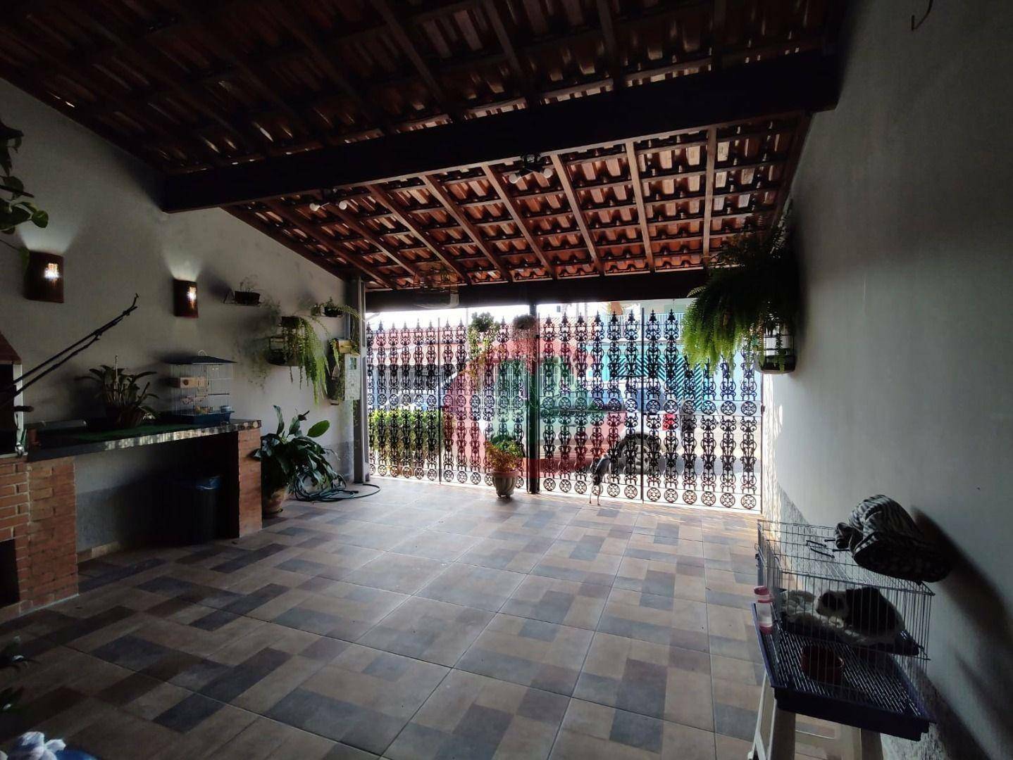 Casa à venda com 2 quartos, 82m² - Foto 2