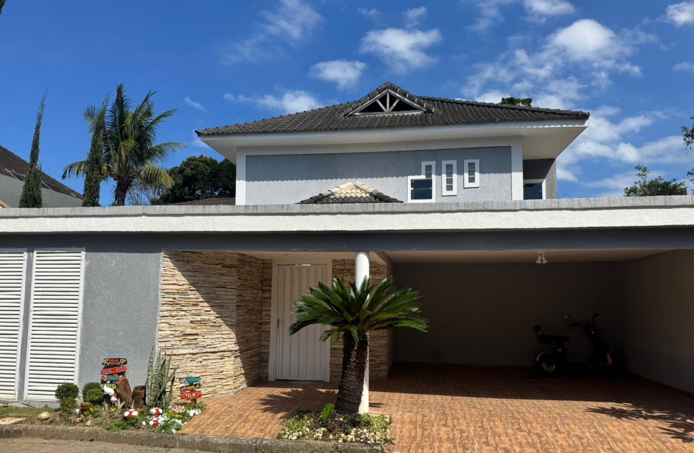 Casa de Condomínio à venda com 3 quartos, 344m² - Foto 2
