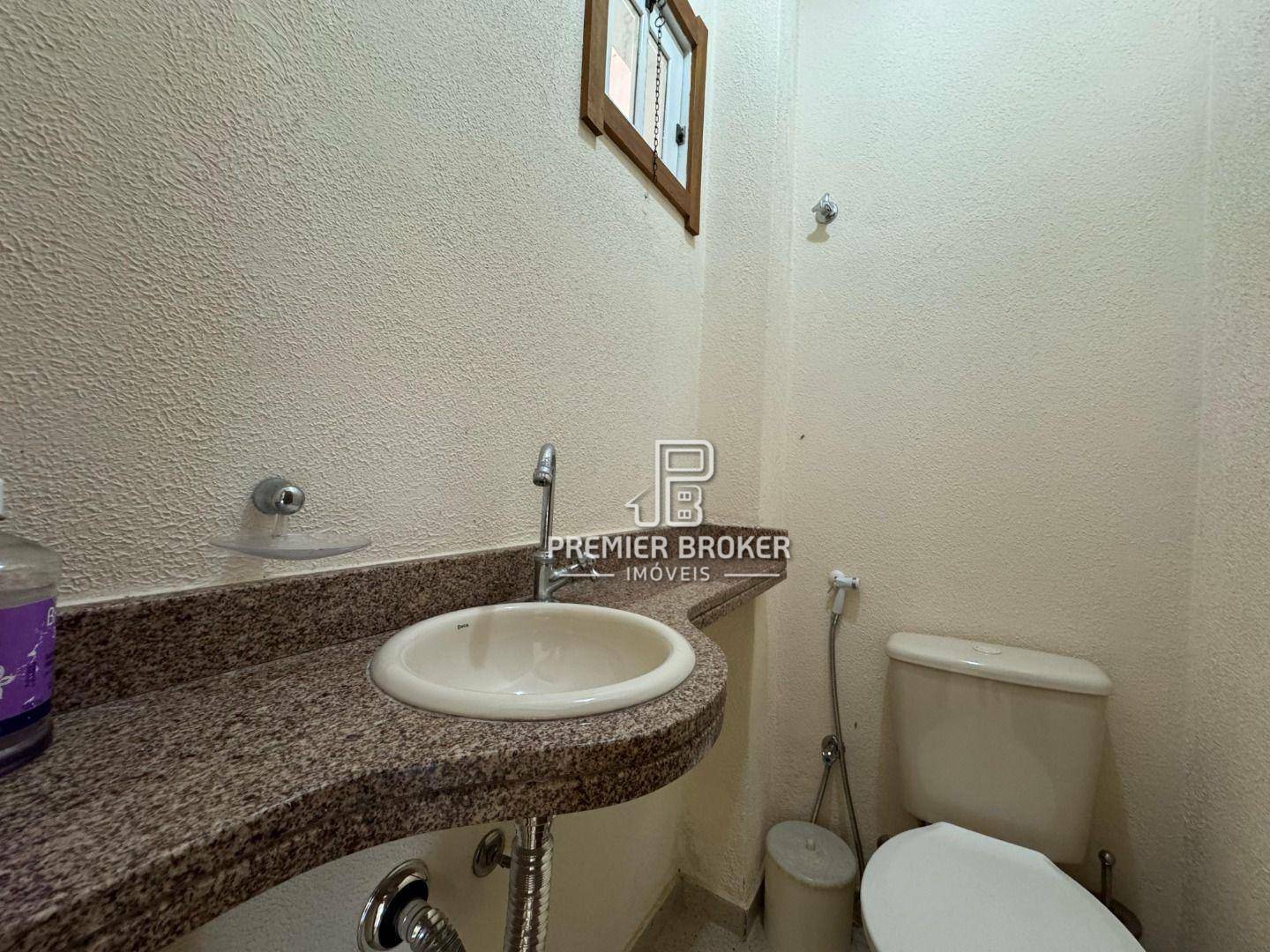Casa de Condomínio à venda com 4 quartos, 245m² - Foto 42