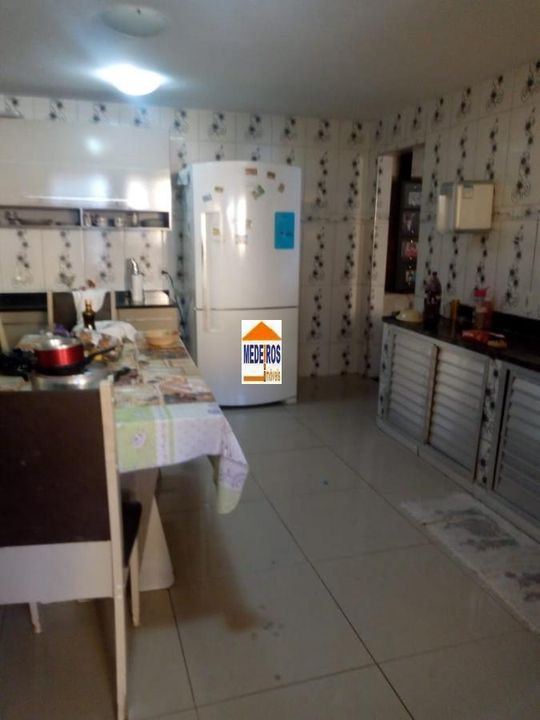 Casa à venda com 5 quartos, 250m² - Foto 13